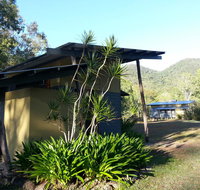 Sweetwater Lodge - Sydney Tourism