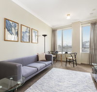 Sydney CBD 1 Bedroom Self-Contained Apartment with Spectacular Sydney Harbour View 1312 BRG - Sydney Tourism