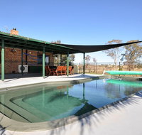 Talga Escape Rothbury with pool and views - Sydney Tourism