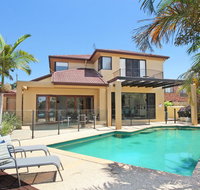 Tarcoola 41 - 5 BDRM Canal Home with Pool - Sydney Tourism