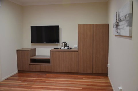 The Australian Hotel Motel - Sydney Tourism 3