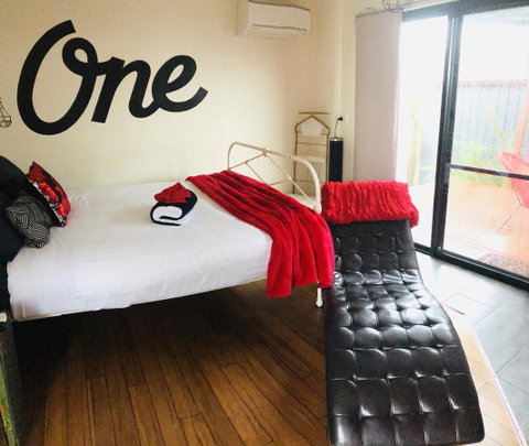 Apartment ONE - Sydney Tourism 1