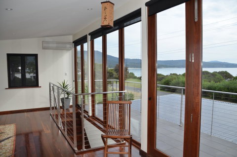 Yolla Beach House - Sydney Tourism 7