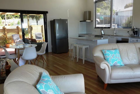 THE LOFT @ Bay Of Fires Seascape - Sydney Tourism 11