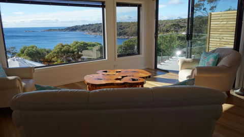 THE LOFT @ Bay Of Fires Seascape - Sydney Tourism 5