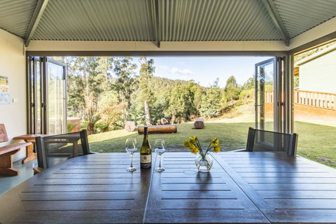 Derby Forest Cabins - Sydney Tourism 23