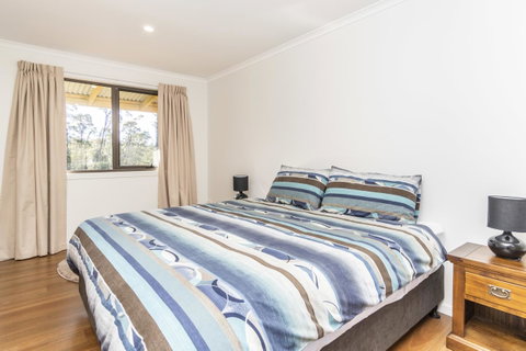Derby Forest Cabins - Sydney Tourism 8