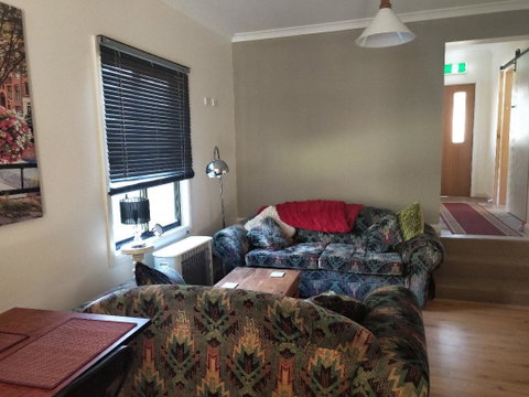 Wanderlust Cottage - Sydney Tourism 4