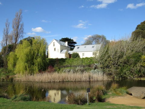 The Mill House Cottage - Sydney Tourism 15