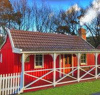 Platypus Playground Riverside Cottage - Sydney Tourism