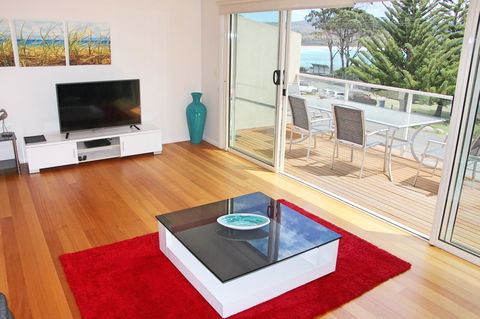 Seaview Apartment - Sydney Tourism 1