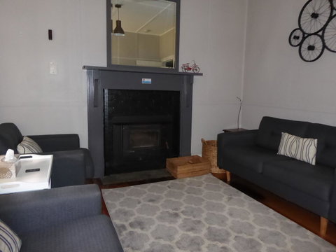 Riders Hut - Derby - Sydney Tourism 4