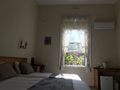 Campbell St Lodge - Sydney Tourism 13