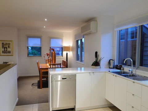 The Victoria Apartments - Sydney Tourism 38