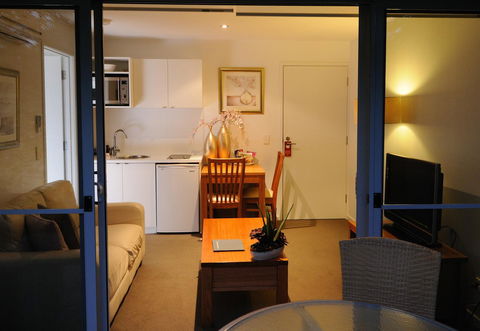 The Victoria Apartments - Sydney Tourism 8
