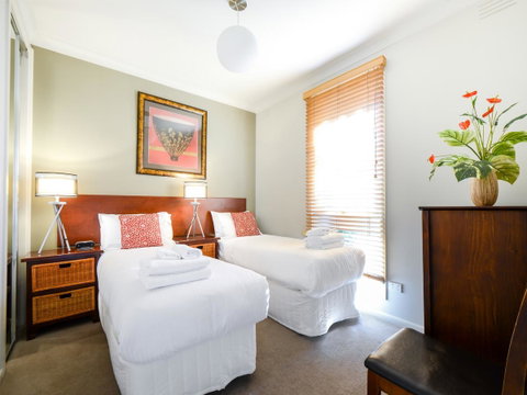 Boutique Stays Sandyside- Sandringham Villa Units - Sydney Tourism 3