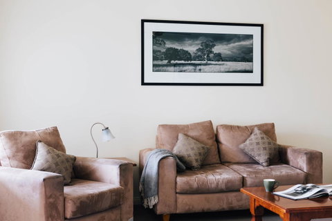 Dunkeld Studio Accommodation - Sydney Tourism 7