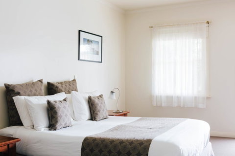 Dunkeld Studio Accommodation - Sydney Tourism 6