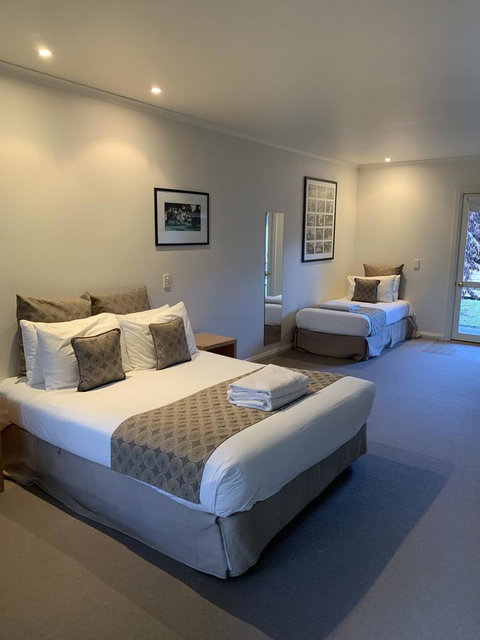 Dunkeld Studio Accommodation - Sydney Tourism 8