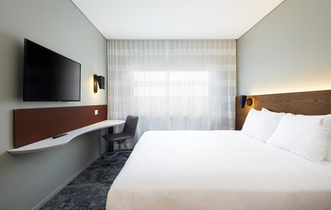 Holiday Inn Express Melbourne Southbank, An IHG Hotel - Sydney Tourism 13