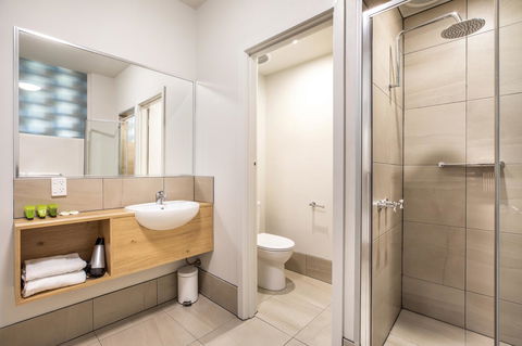 Nightcap At Seaford Hotel - Sydney Tourism 4