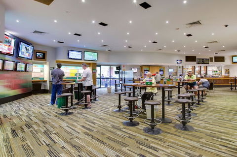 Nightcap At Seaford Hotel - Sydney Tourism 40