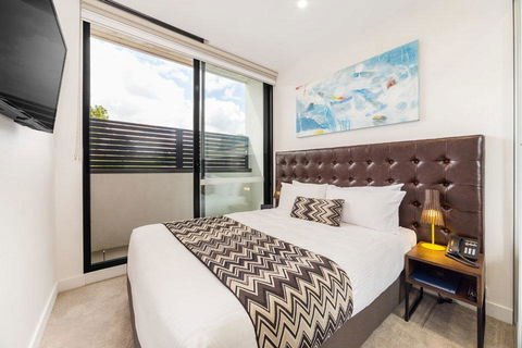 Whitehorse Apartments Hotel - Sydney Tourism 2