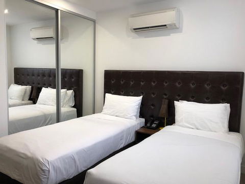 Whitehorse Apartments Hotel - Sydney Tourism 4