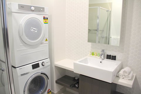 Whitehorse Apartments Hotel - Sydney Tourism 19