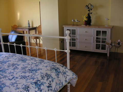 Clifftop Apartments Portland Vic - Sydney Tourism 9