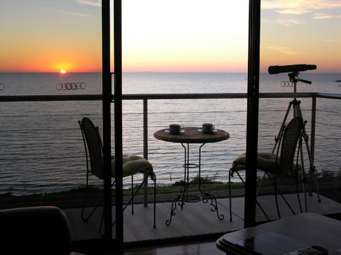 Clifftop Apartments Portland Vic - Sydney Tourism 0