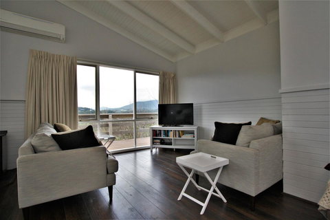 Hamptons In Healesville - Sydney Tourism 6