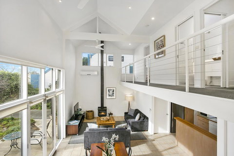 Terrace Lofts Apartments - Sydney Tourism 10