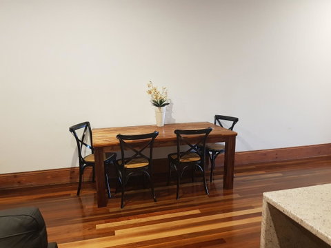 Sublime Spa Apartments - Sydney Tourism 6