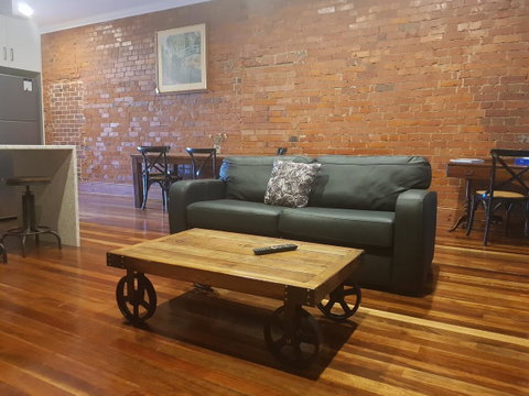 Sublime Spa Apartments - Sydney Tourism 10