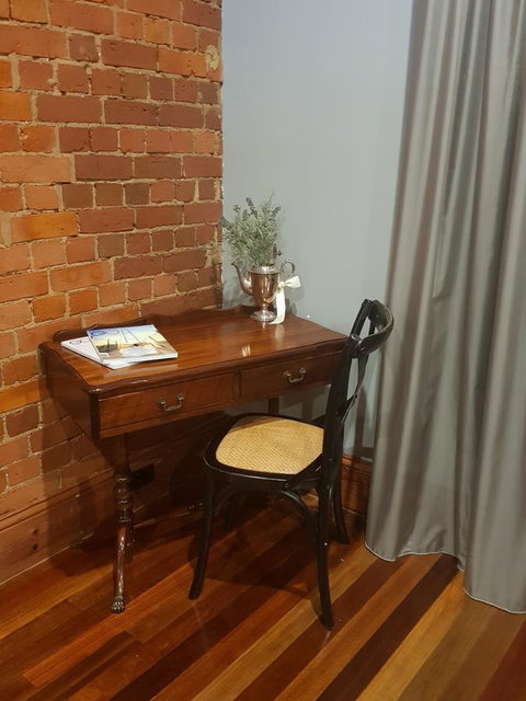 Sublime Spa Apartments - Sydney Tourism 13