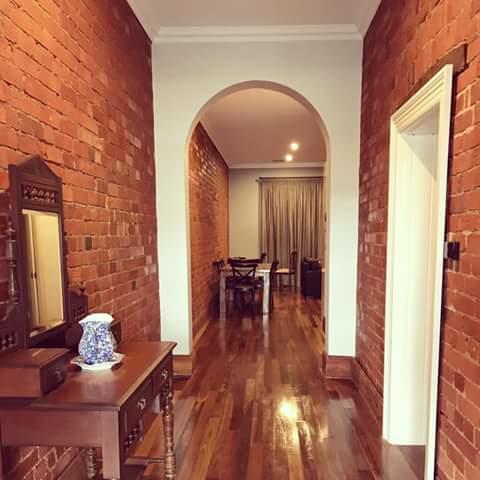 Sublime Spa Apartments - Sydney Tourism 9