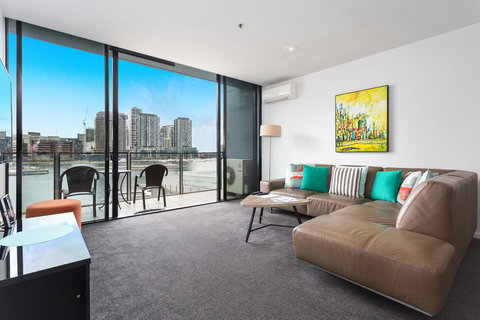Docklands Private Collection - NEWQUAY - Sydney Tourism 9