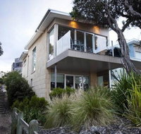 Battery Cove Beach Front Apartment - Sydney Tourism