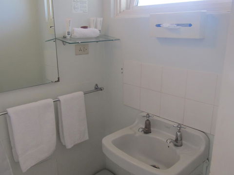 Twin City Motor Inn - Sydney Tourism 28