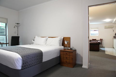 Quality Inn & Suites The Menzies - Sydney Tourism 13