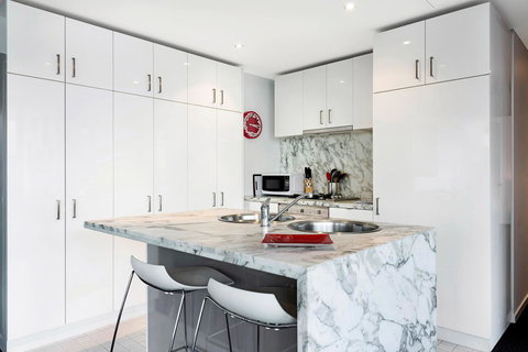 Docklands Executive Apartments - Melbourne - Sydney Tourism 5