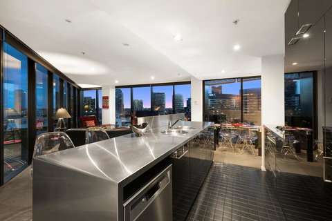 Docklands Executive Apartments - Melbourne - Sydney Tourism 14