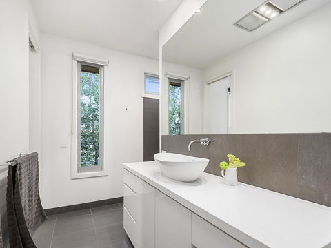Aireys Ocean View - Sydney Tourism 10