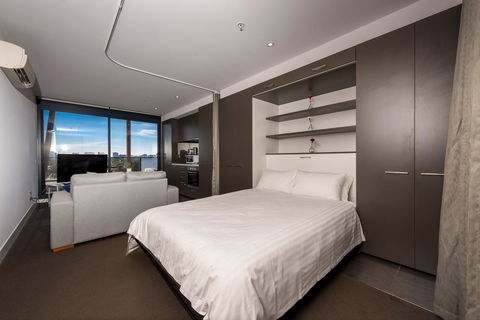 Amazing Accommodations : South Yarra - Sydney Tourism 19