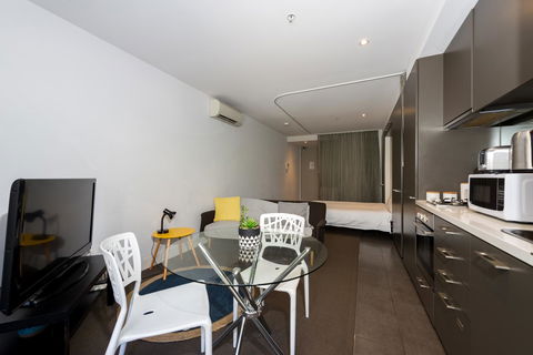 Amazing Accommodations : South Yarra - Sydney Tourism 16