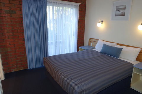 Torquay Tropicana Motel - Sydney Tourism 19