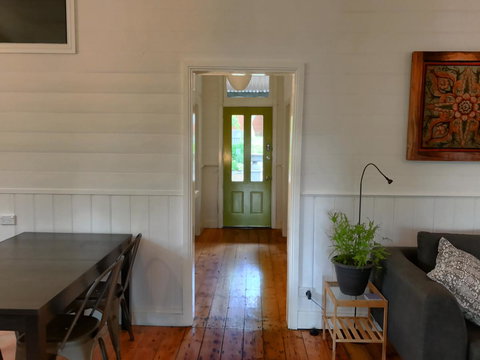 Cinta Cottage - Sydney Tourism 9