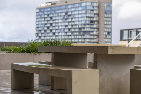 Signature Waterfront Apartments - Sydney Tourism 32