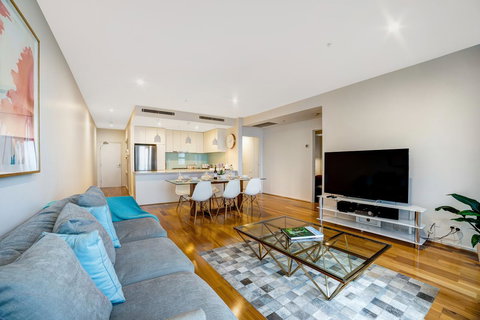 Signature Waterfront Apartments - Sydney Tourism 12